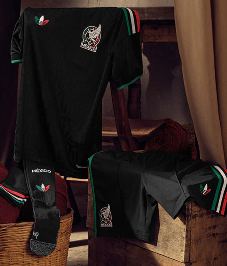 Design_site_MOBILE_Fanatics_8.png
